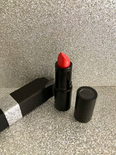 Load image into Gallery viewer, EYE CATCHIN&#39; BEAUTI Creamy Lipstick
